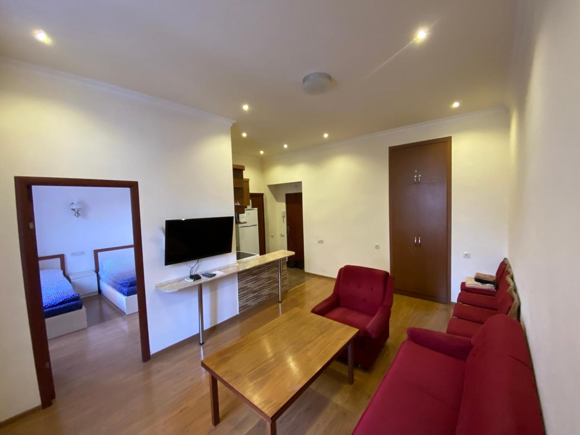 Renovated One Bedroom In The Touristic Center Of Jerevan Exteriör bild