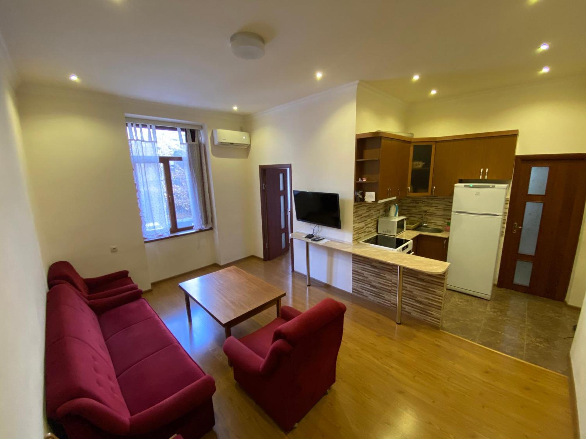 Renovated One Bedroom In The Touristic Center Of Jerevan Exteriör bild
